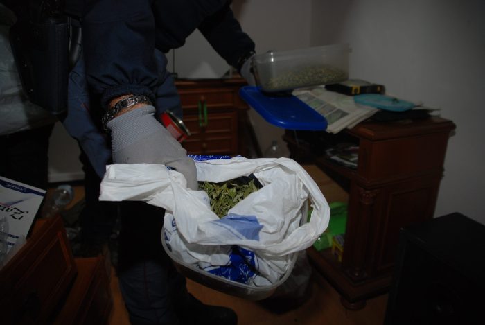 Spacciano nel centro storico: operazione antidroga della polizia