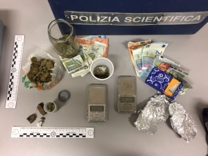 Ventenni senesi trovati in possesso di cocaina, hashish e marijuana