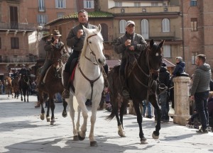 Torna "A cavallo sulla pietra serena"