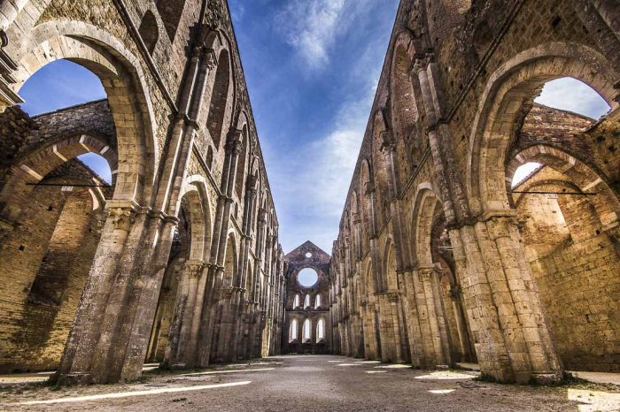 Siena, Abbazia di San Galgano nello spot della "Filiera Costruzioni" di Luca Zingaretti