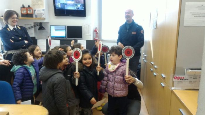 Bambini poliziotti per un giorno - LE FOTO