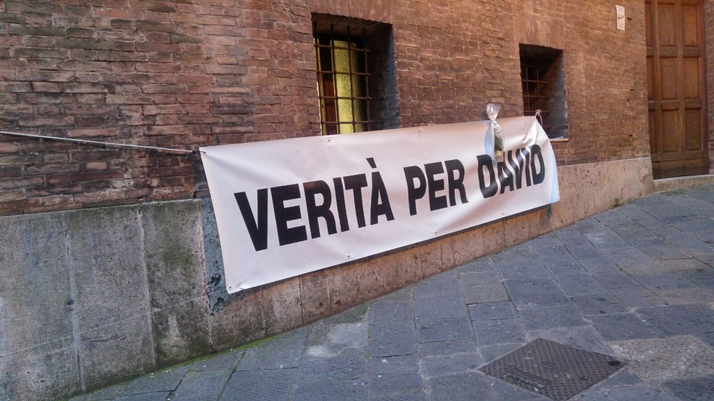 David Rossi 10 anni dopo, a Siena risuona il fragoroso silenzio di una tragedia
