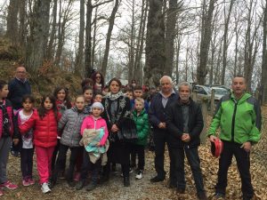 Acquedotto del Fiora alla sorgente Ermicciolo con i ragazzi delle scuole