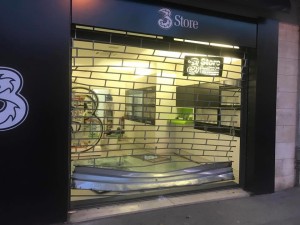 furto negozio poggibonsi 3 store saccheggiato (11)