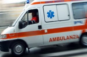 Frontale tra due auto a Montalcino, ferito un uomo di 62 anni