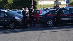 Abbadia San Salvatore, arrestato 50enne che aggredisce moglie e figlio dopo un diverbio