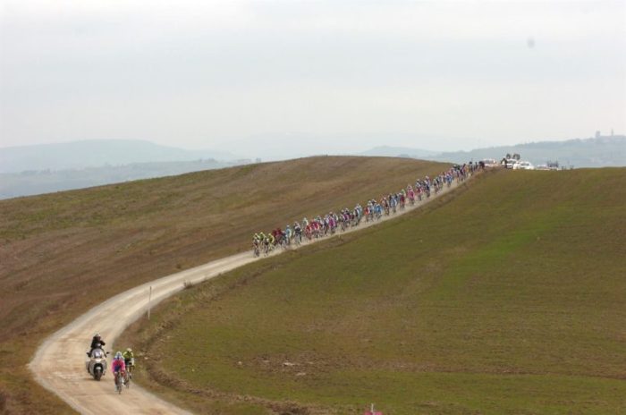 Tra un mese al via la mitica "Eroica": in sella oltre 7mila ciclisti