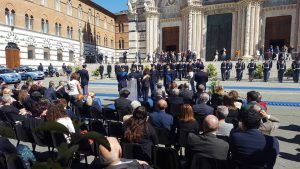 Encomi e lodi alla Festa della Polizia a Siena