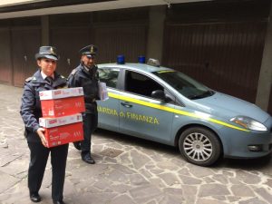 Distributori di benzina "furbetti": Finanza in azione in Val d'Arbia