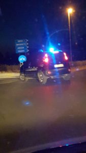 Auto si ribalta nella tangenziale di Monteroni