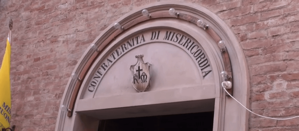 In diretta su Siena Tv la messa del cardinale Lojudice per la festa della Misericordia