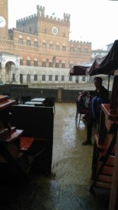 Sopralluogo notturno per decidere l'orario delle prove regolamentate