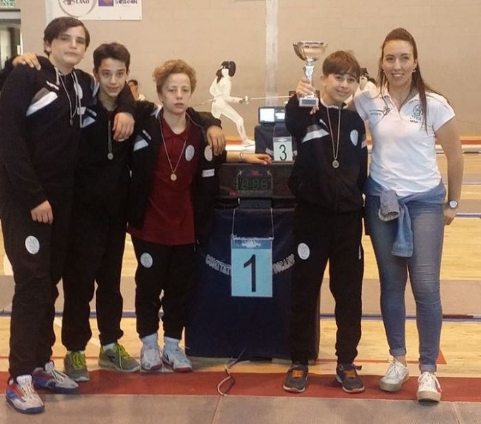SCHERMA - Cus Estra conquista quattro titoli e due bronzi