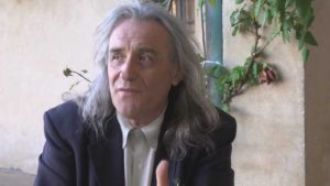 Alberi fasciati in Fortezza con la mostra di Massimo Lippi