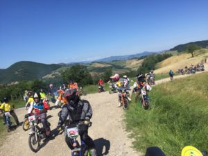 Ciclomotori di tutta Italia nelle crete senesi per la Monferraglia