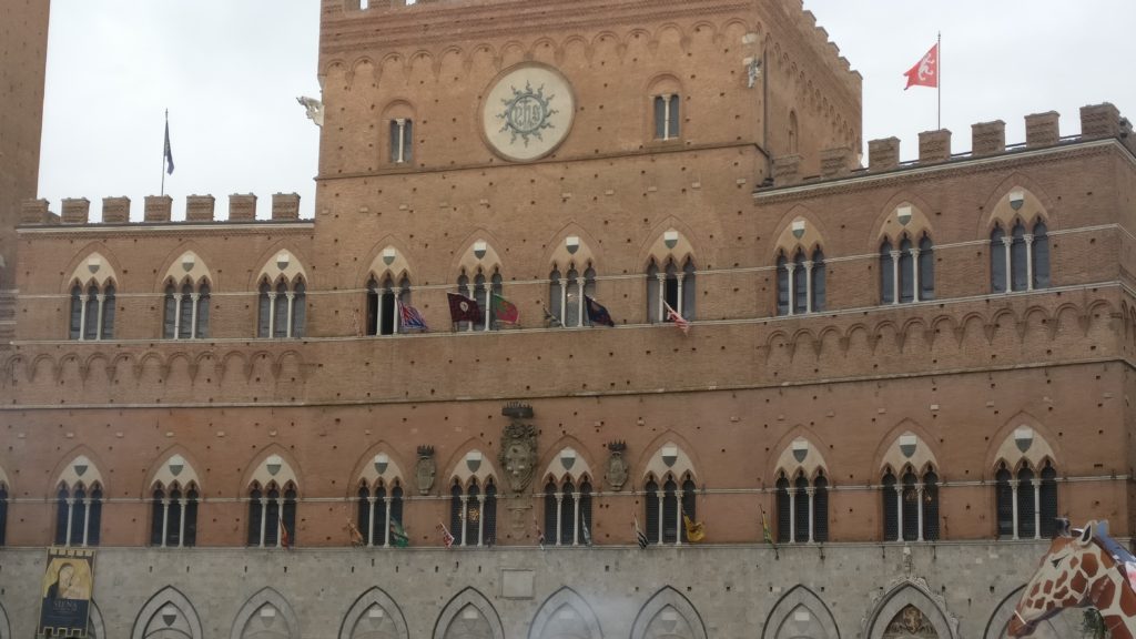 Lupa, Aquila e Bruco estratte a sorte