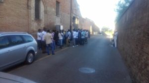 Al collasso l'ufficio immigrazione della questura. Sindacati contro il questore