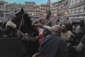 Giraffa: cena della vittoria il 23 settembre