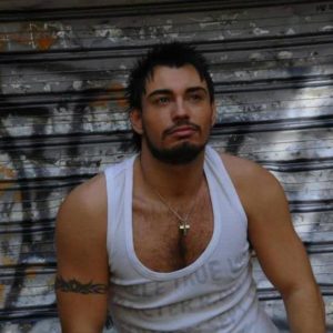 Incidente d'auto, attore muore a Siena