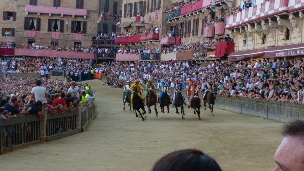 La Lupa non corre il Palio