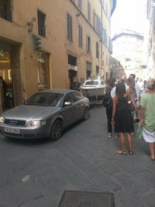 Con la barca in giro per il centro storico