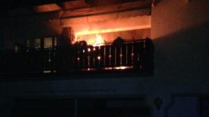 Brucia la casa: carabinieri salvano madre e figli