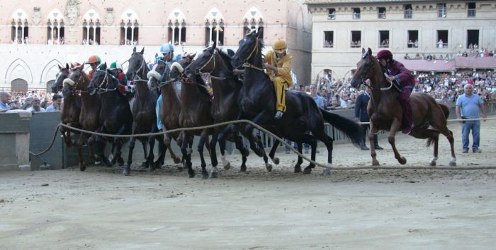Prima giornata di Palio: gli scatti di Edoardo Crainz