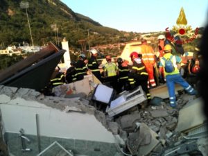 Terremoto a Ischia, in preallarme i vigili del fuoco di Siena