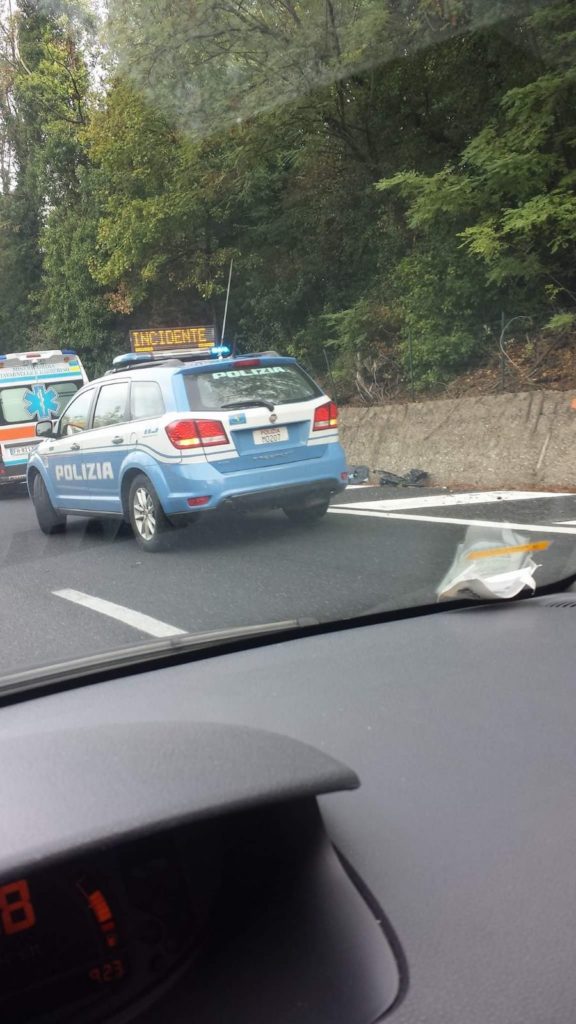 Scontro tra auto e moto a Radicondoli: un ferito