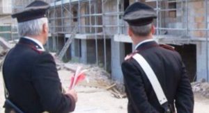 Lavoratori in nero e norme di sicurezza non rispettate in hotel e cantiere: scattano pesanti multe