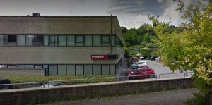 Furti in Massetana: rubano anche furgone per portare via refurtiva