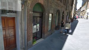 Ladri a secco nella bottega del calzolaio