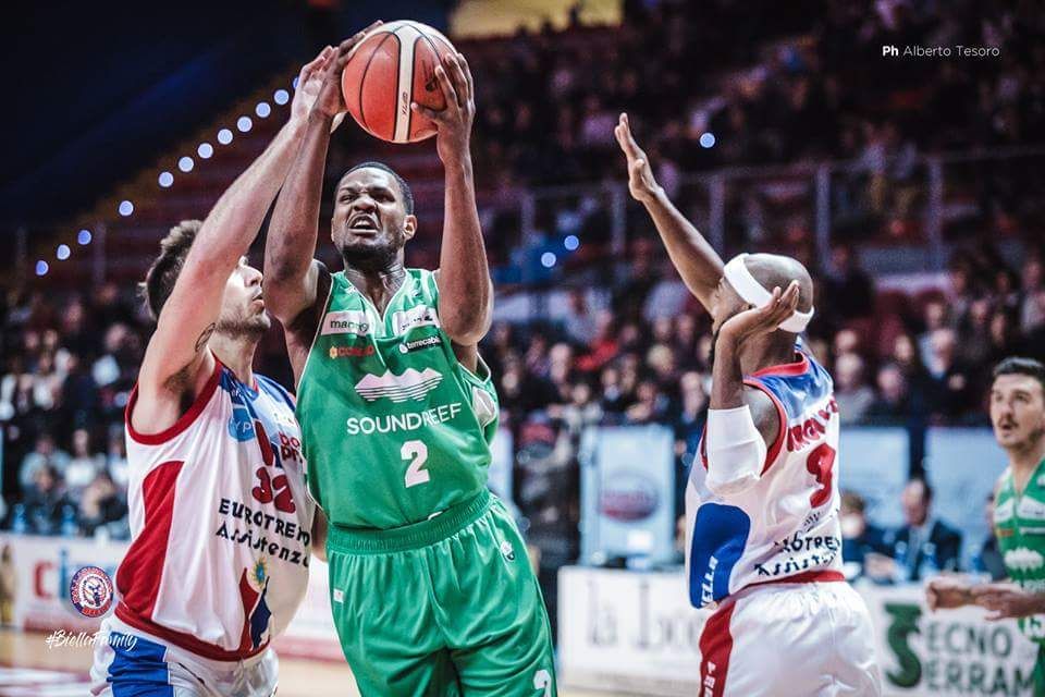 Mens Sana ko a Biella 75-57. Quarta sconfitta di fila fuori casa