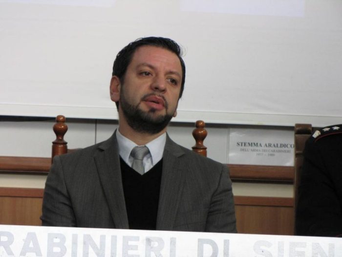 Quarto Grado, un'intercettazione del pm Natalini rivela una gola profonda in Mps: era David Rossi?