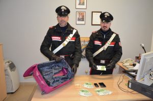 Fermato cittadino marocchino che falsificava banconote