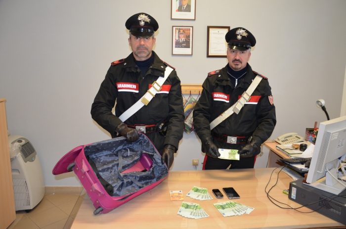 Fermato cittadino marocchino che falsificava banconote