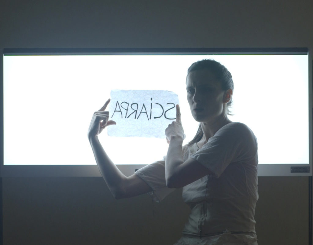 Al Teatro dei Rozzi lo spettacolo "Giorni Senza Luna" dedicato ai disturbi della memoria