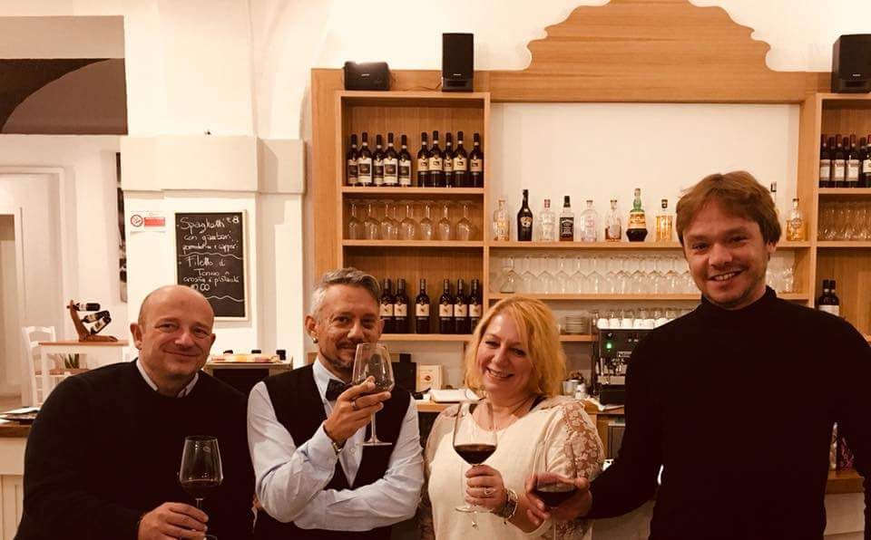 A cena con Katiuscia si parla di "Romanzo criminale"