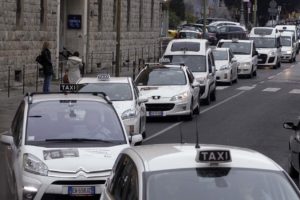 Taxi, Cotas: "Disservizi per il Palio senza deroga all'ordinanza del traffico"