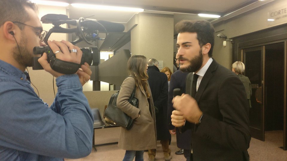 Processo Tognazzi-Vecchi, la Iena Monteleone registra il servizio - IL VIDEO