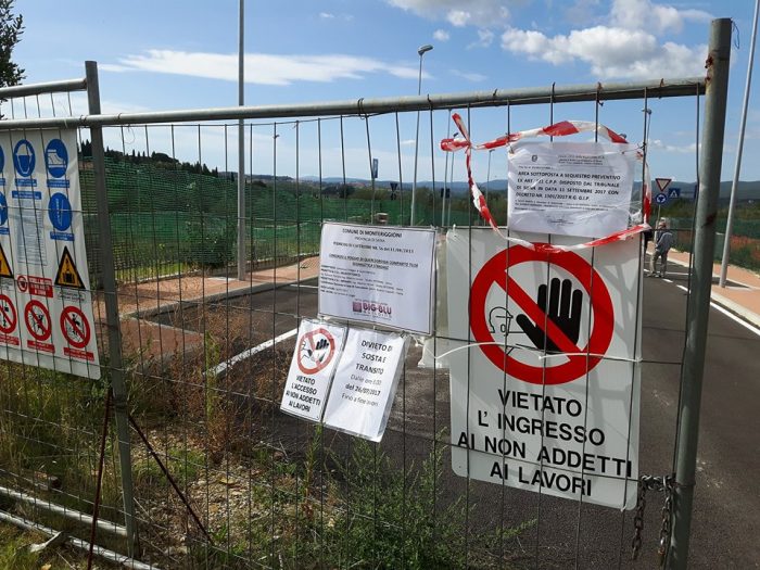 Urbanistica Monteriggioni, continua lo scontro Senesi-Valentini. La sindaca: "Cerca di attribuire a noi le colpe, &egrave; in malafede"