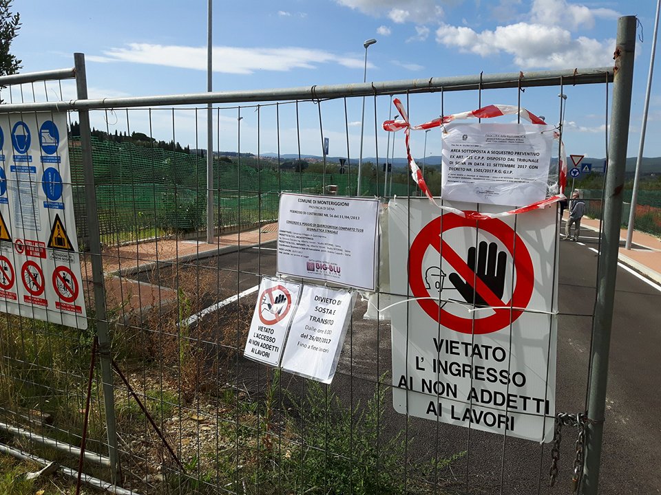 Urbanistica Monteriggioni, continua lo scontro Senesi-Valentini. La sindaca: "Cerca di attribuire a noi le colpe, &egrave; in malafede"