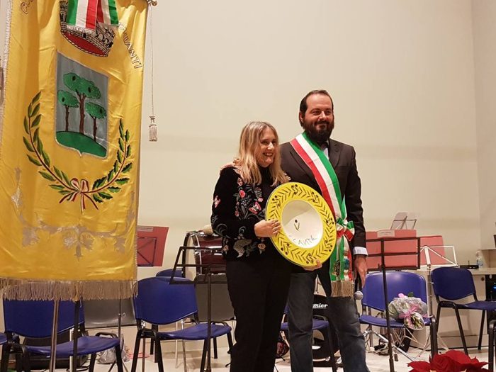 La professoressa Tognaccini insignita dal Comune di Gaiole col Clante d'Oro 2017
