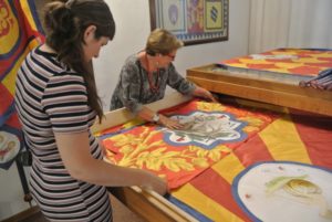 Progetto "ITINERA", la Contrada della Chiocciola ospita le opere di Lola Lasurt