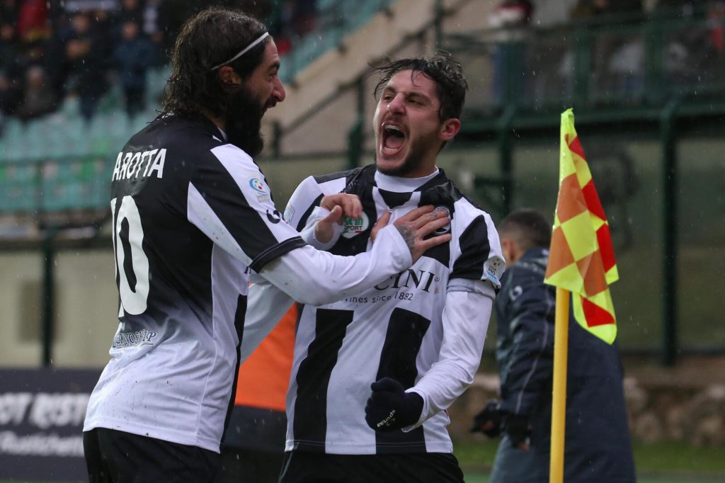 Robur, 300 tifosi in trasferta al Mapei Stadium di Reggio Emilia