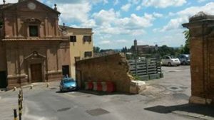 Siena Parcheggi ha affidato l'incarico per restaurare il muraglione di Sant'Agata