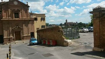 Siena Parcheggi ha affidato l'incarico per restaurare il muraglione di Sant'Agata