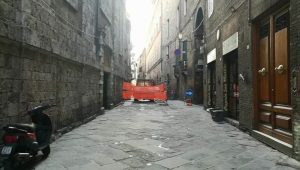 Via del Porrione chiusa pi&ugrave; di un mese per lavori