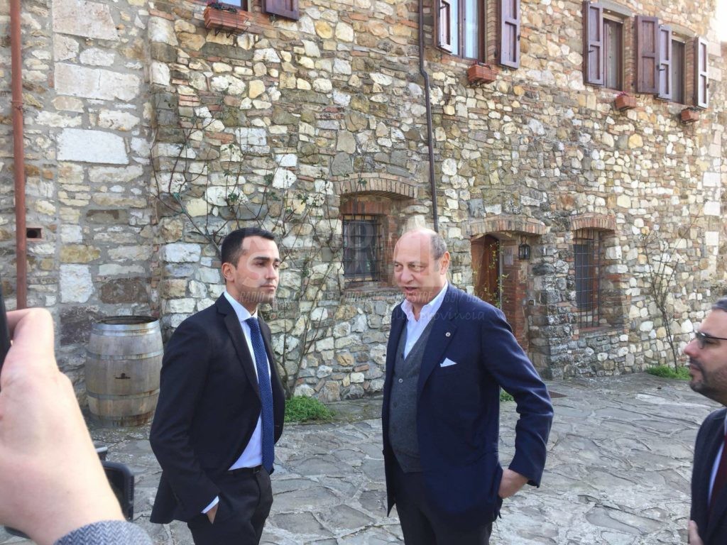 Luigi Di Maio all'azienda Rocca delle Macie a Castellina in Chianti - FOTO E VIDEO