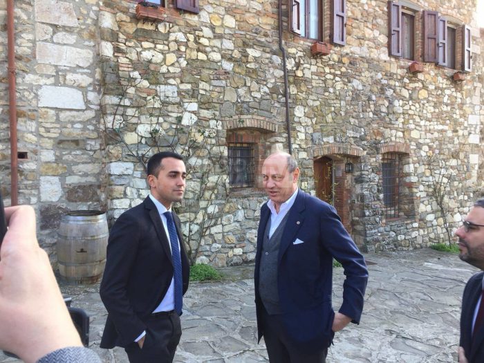 Luigi Di Maio all'azienda Rocca delle Macie a Castellina in Chianti - FOTO E VIDEO